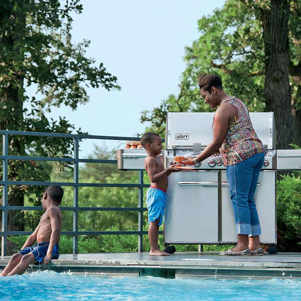 Weber Grills Summit S-670 Propane Gas Grill With Rotisserie, Sear Burner, And Side Burner - Image 3