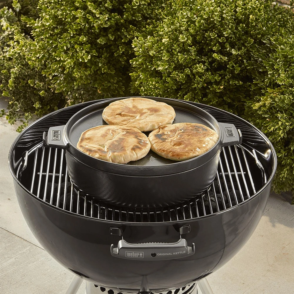 Weber Grills Dutch Oven Duo 7.25 Quart Cast Iron - Image 5